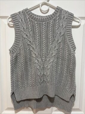 Rachel Zoe Gray Cable Knit Sleeveless Sweater Vest